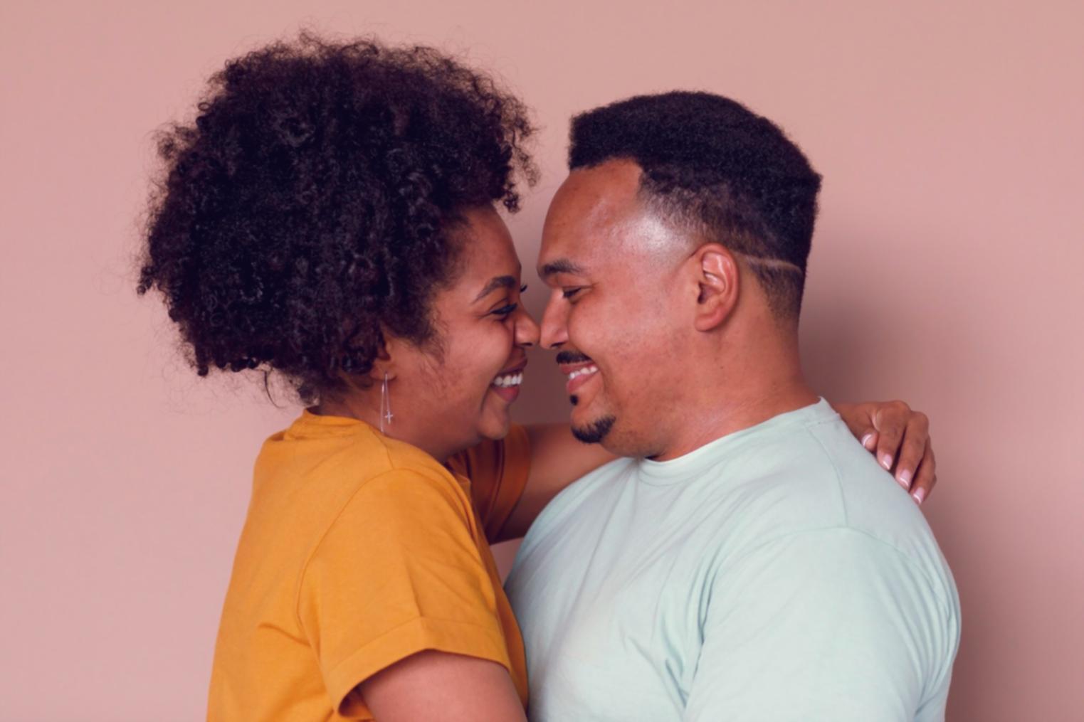 Para podczas rozmowy terapeutycznej